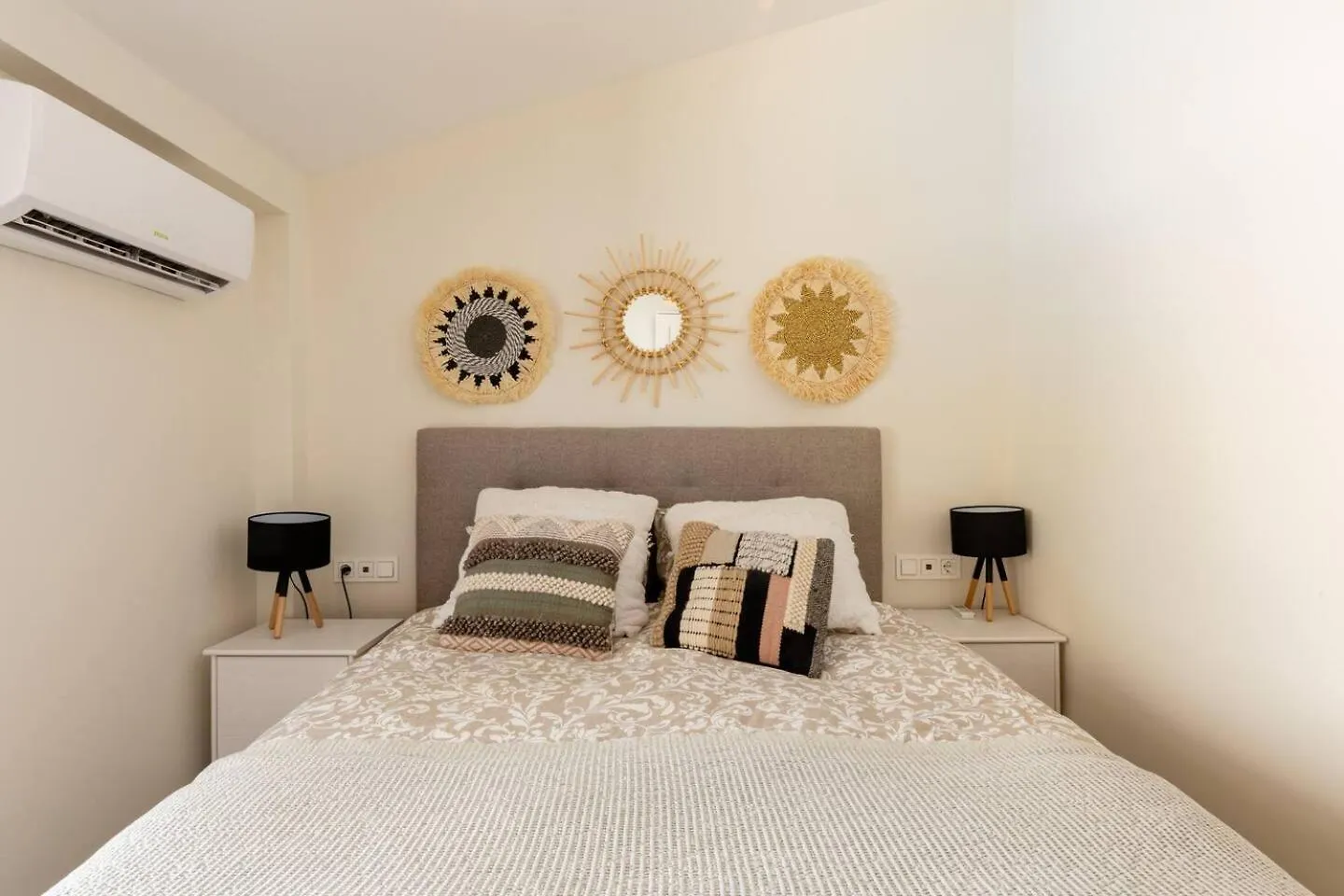 Duplex With Sunny Terrace Located In Mijas Pueblo Villa Spanyolország