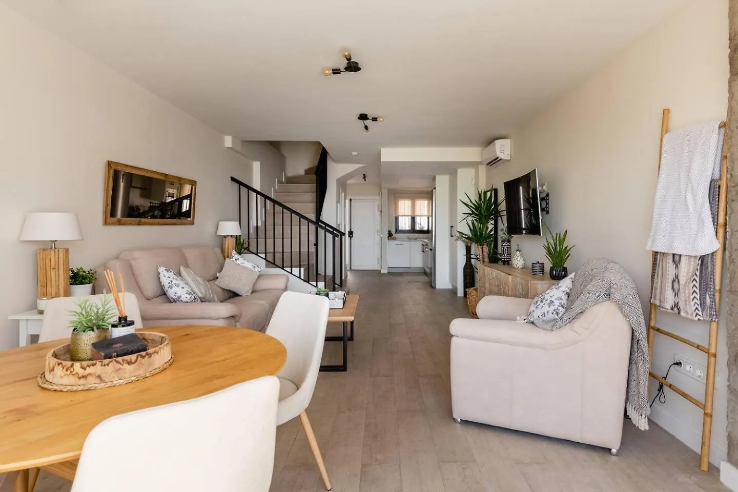 Duplex With Sunny Terrace Located In Mijas Pueblo Villa 0*,  Spanyolország